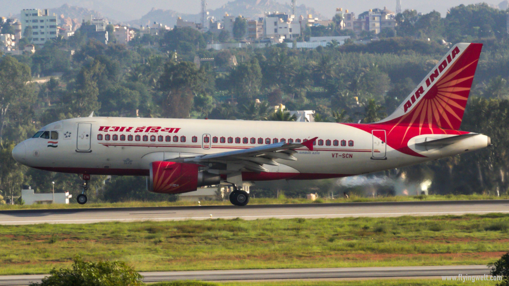 Airbus A319-100 Air India